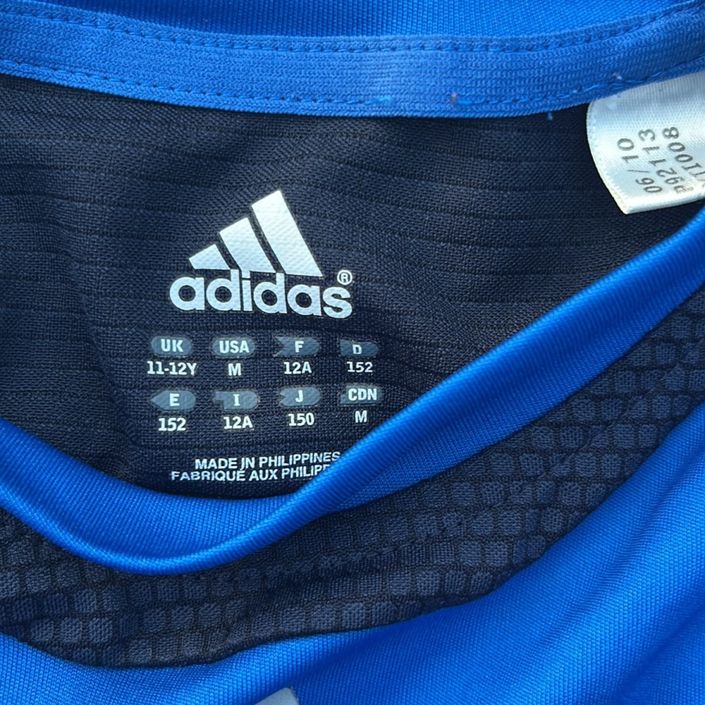 Adidas top - Picture 7 of 7